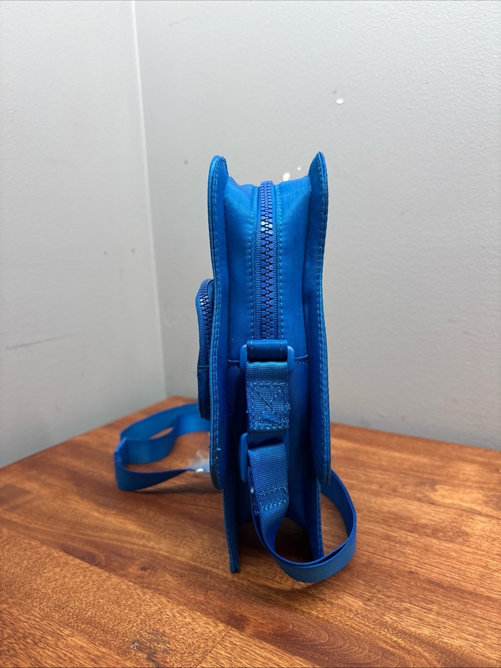 LEGO Minifigure Astronaut Crossbody Handbag - Blue LEGO x Target Collection - Picture 4 of 13